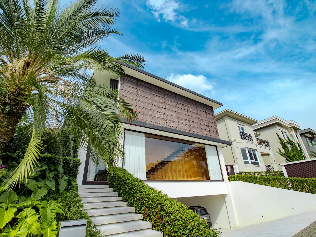 Casa com 5 suítes à venda, 734 m² por R$ 14.990.000 – Tamboré 10 – Santana de Parnaíba/SP - view 1