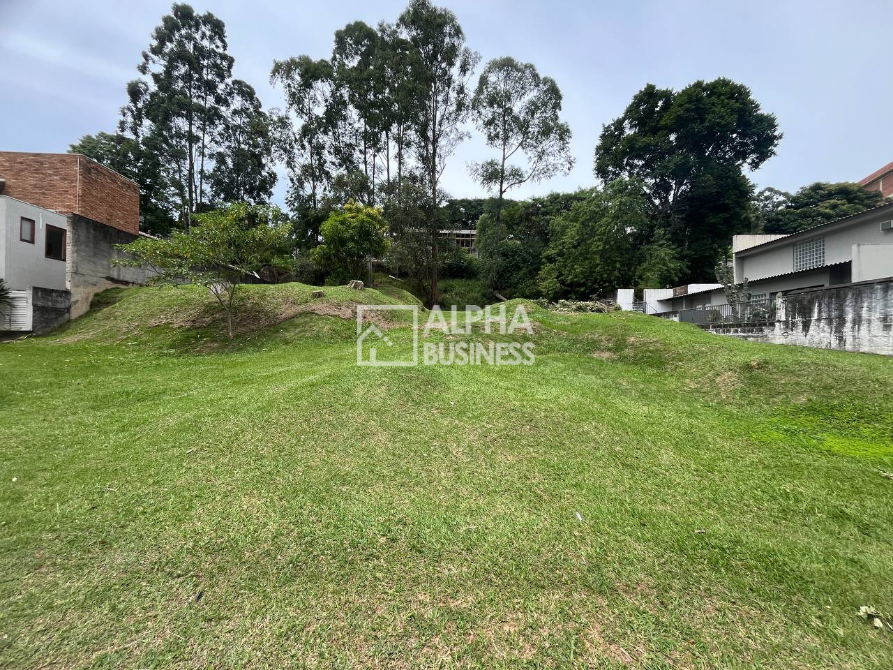 Terreno á venda no Tamboré 1 com localização excelente | Barueri – SP - view 1