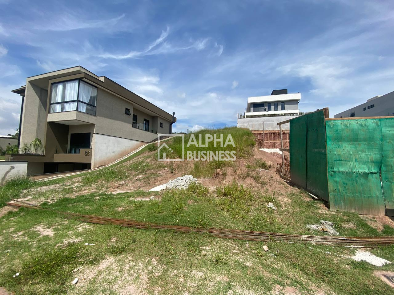 Terreno no Itahyê | À venda | SANTANA DE PARNAÍBA – SP - view 1