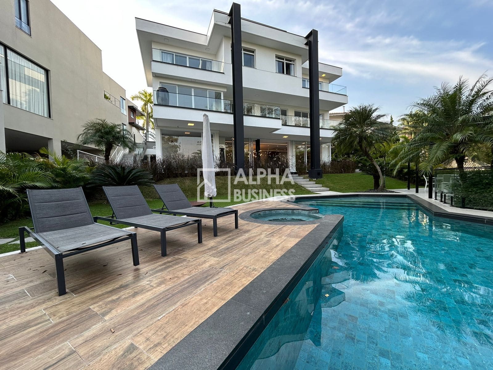 CASA À VENDA NO TAMBORÉ 3 | SANTANA DE PARNAÍBA – SP (CA0379) - view 1