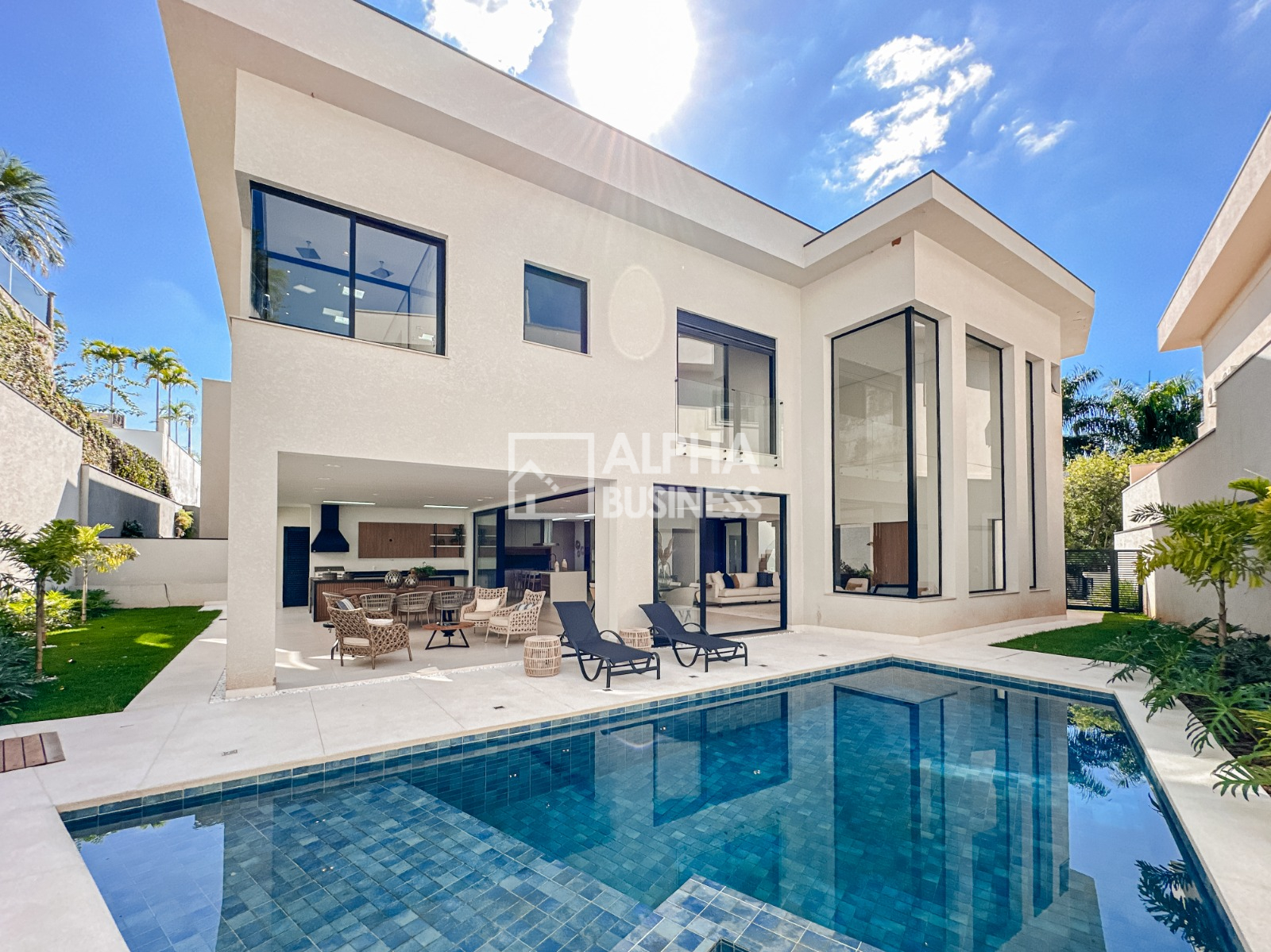 CASA À VENDA NO GÊNESIS 1 | SANTANA DE PARNAÍBA – SP - view 1