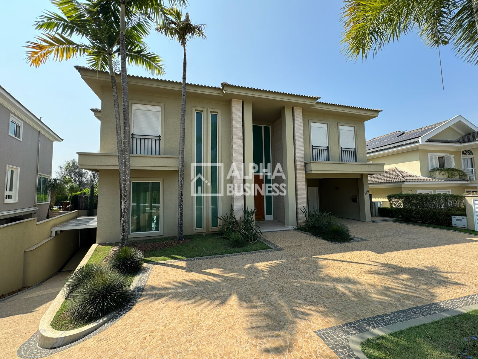 Casa à venda no Tamboré 2 | Santana de Parnaíba – SP - view 1