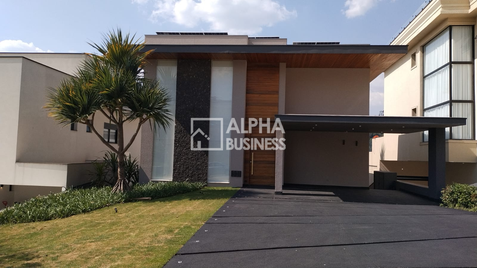 Casa à venda no Gênesis 2 | Santana de Parnaíba – SP - view 1