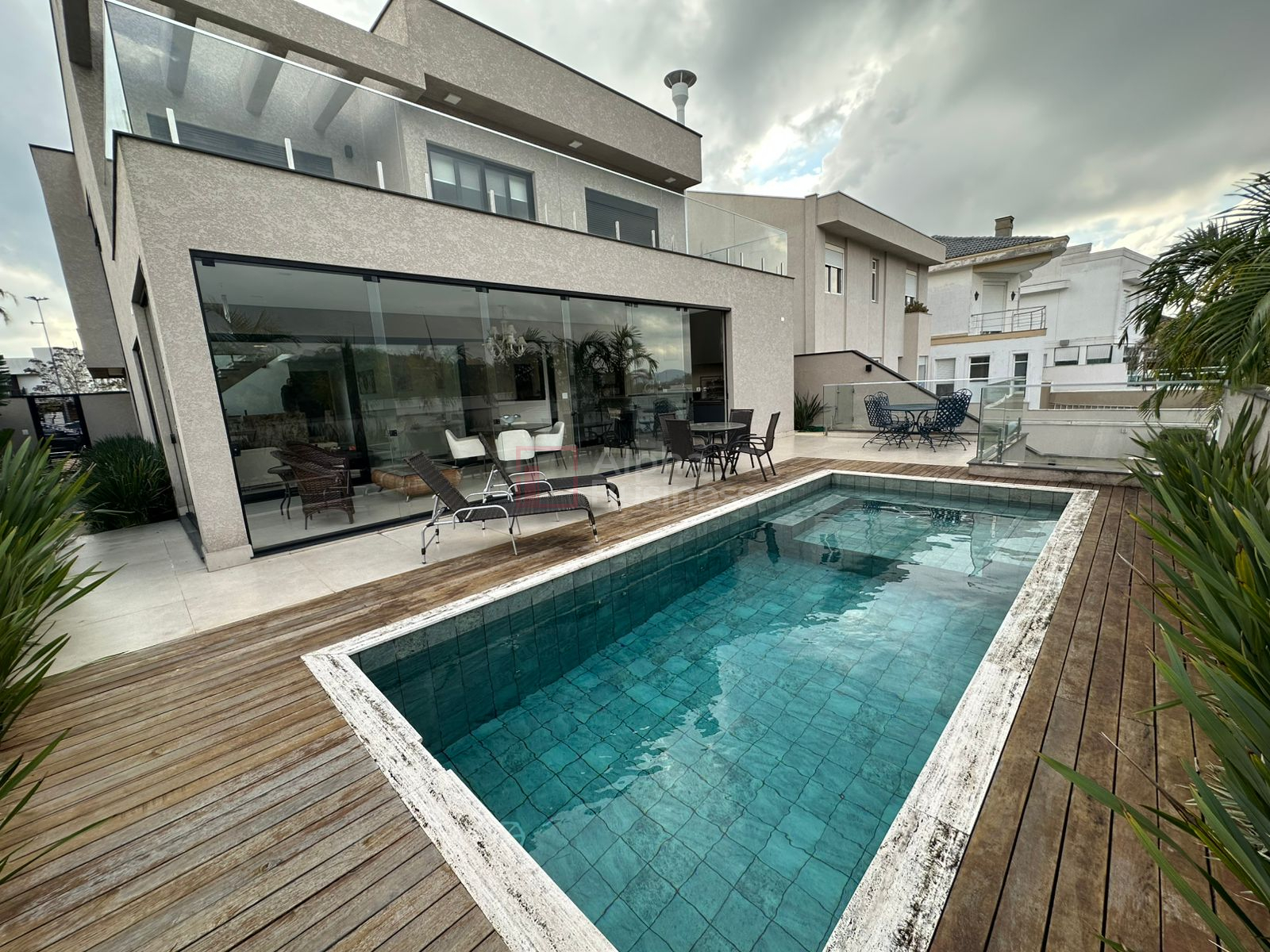 Casa com 4 suítes à venda, 375m por R$ 4.500.000 – Gênesis 1 – Santana de Parnaíba/SP - view 1