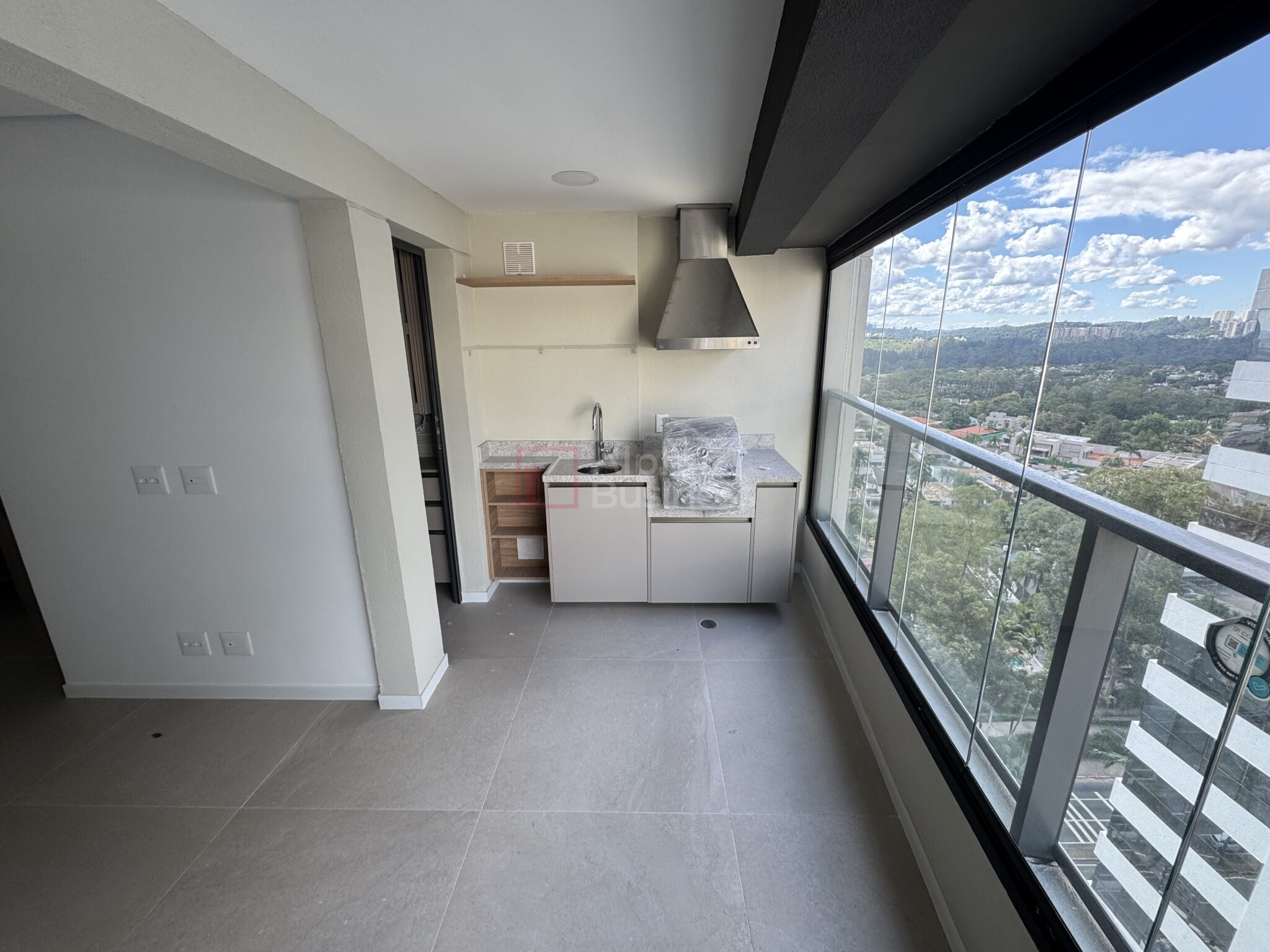 Apartamento com 2 dormitórios (01 suíte) para alugar, 75 m² por R$ 9.497/mês – Oka Mamoré – Barueri/SP - view 1