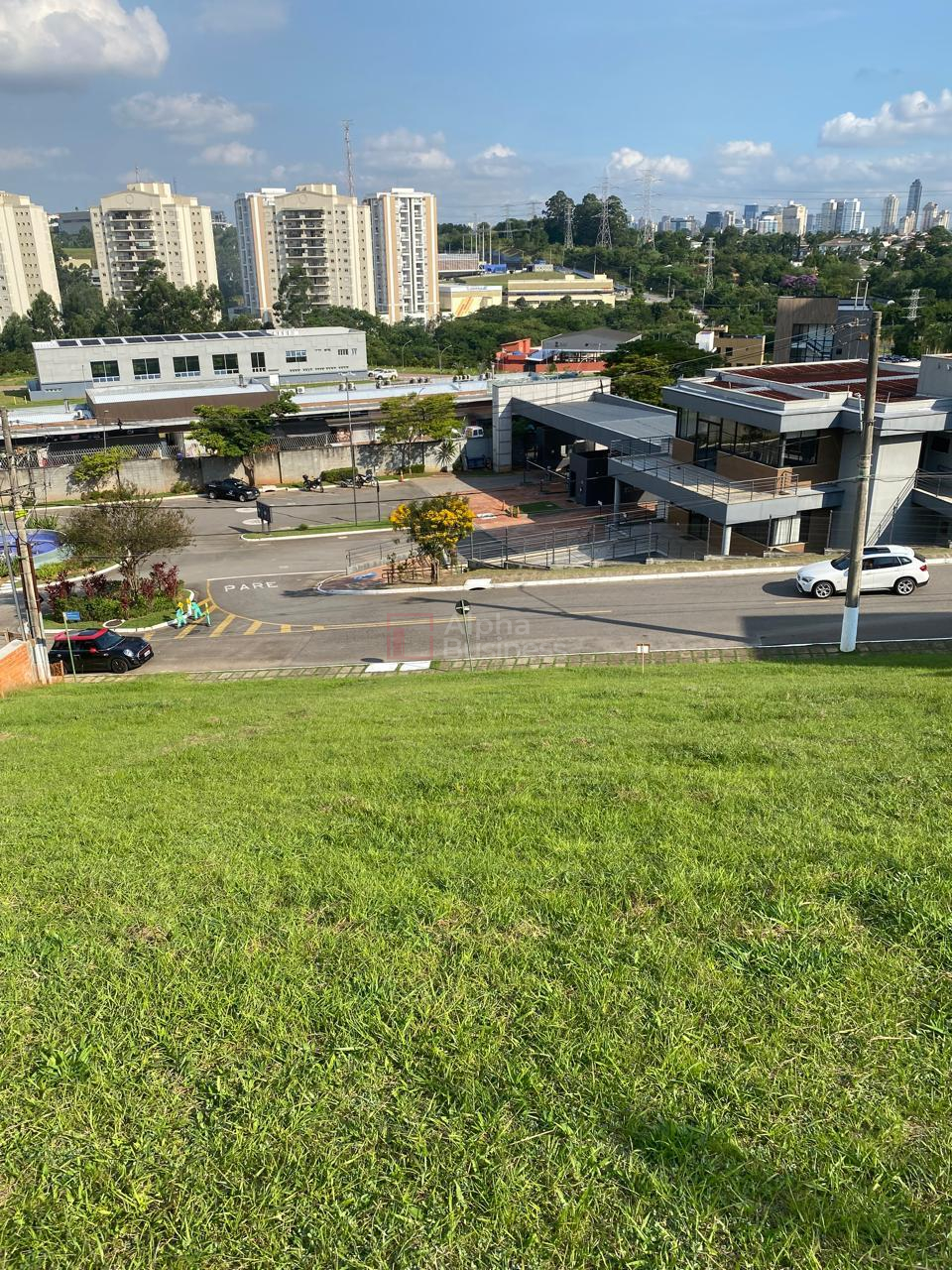 Terreno à venda, 497 m² por R$ 1.800.000 – Alphasítio – Santana de Parnaíba/SP - view 1