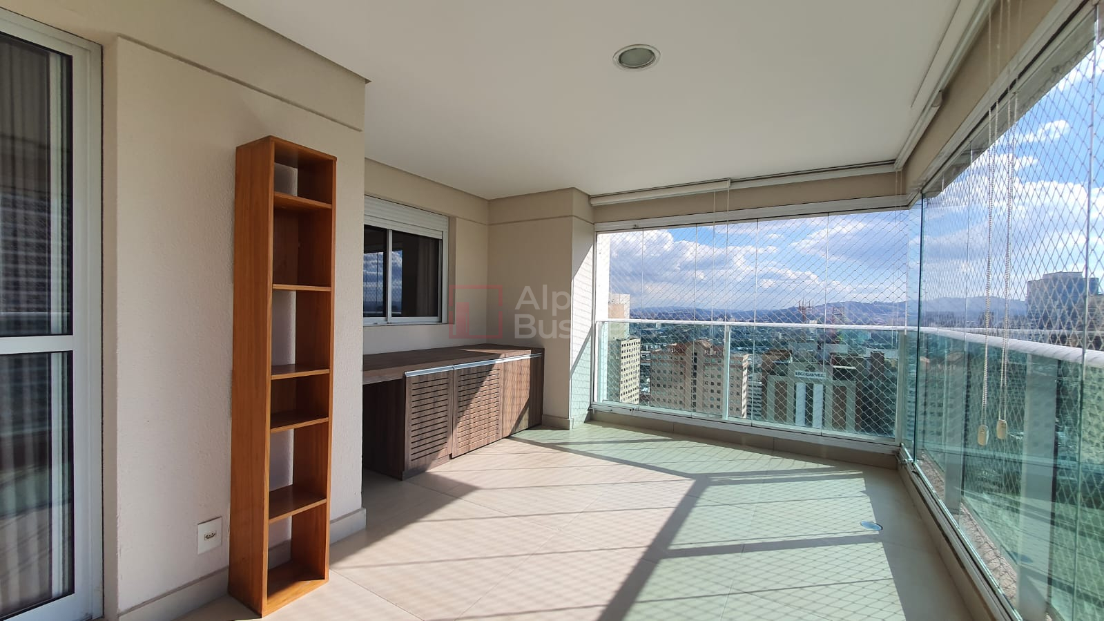 Apartamento com 3 suítes para alugar, 207 m² por R$ 17.575/mês – Edifício Essência – Barueri/SP - view 1