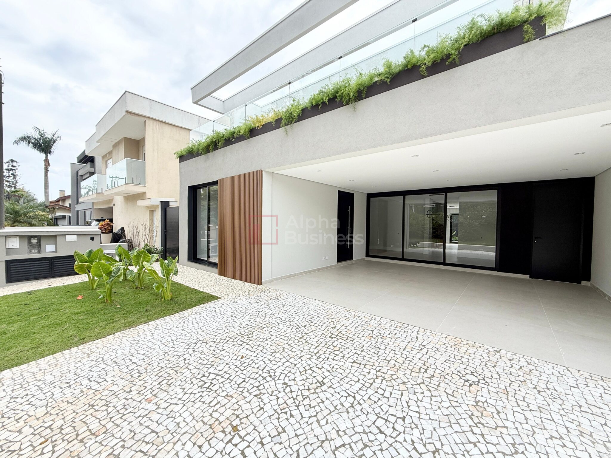 Casa com 4 suítes à venda, 300 m² por R$ 3.990.000 – Alphaville 3 – Santana de Parnaíba/SP - view 1