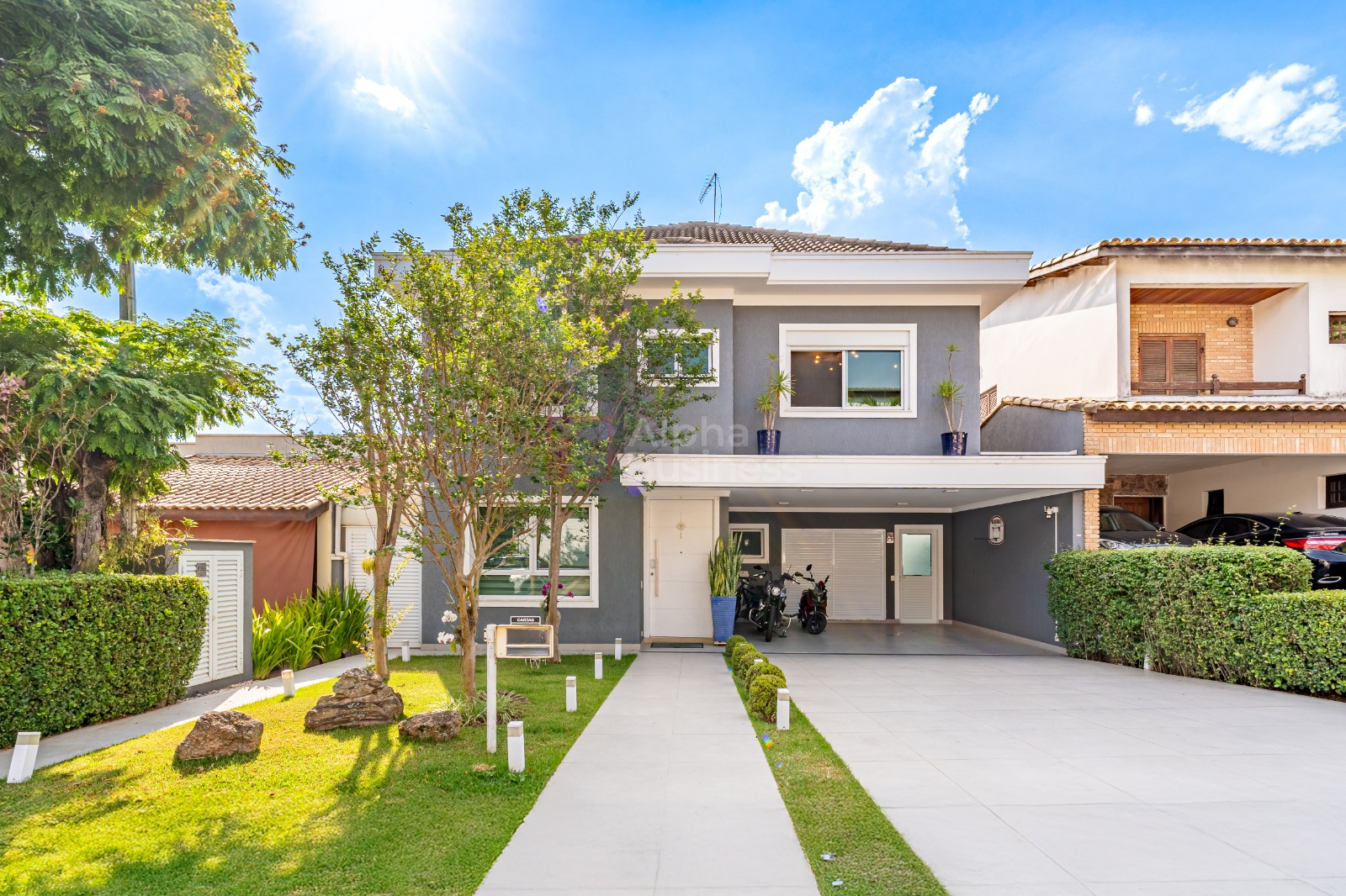 Casa mobiliada com 4 suítes à venda, 350 m² por R$ 4.190.000 – Alphaville 9 – Santana de Parnaíba/SP - view 1
