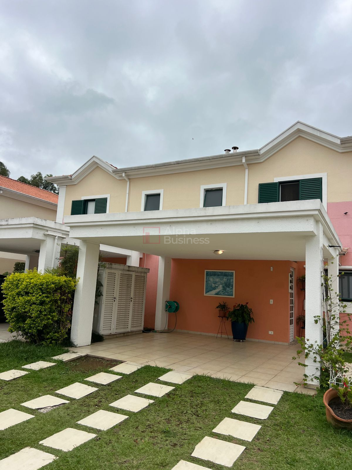 Casa com 3 dormitórios à venda, 150 m² por R$ 1.650.000 – Tamboré 4 – Santana de Parnaíba/SP - view 1