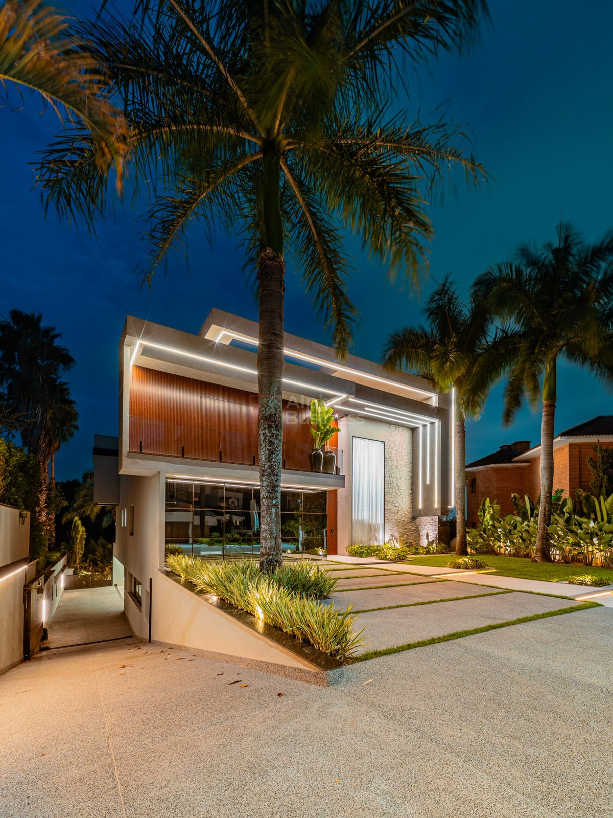 Casa com 5 suítes à venda, 724 m² por R$ 20.990.000 – Melville – Santana de Parnaíba/SP - view 1