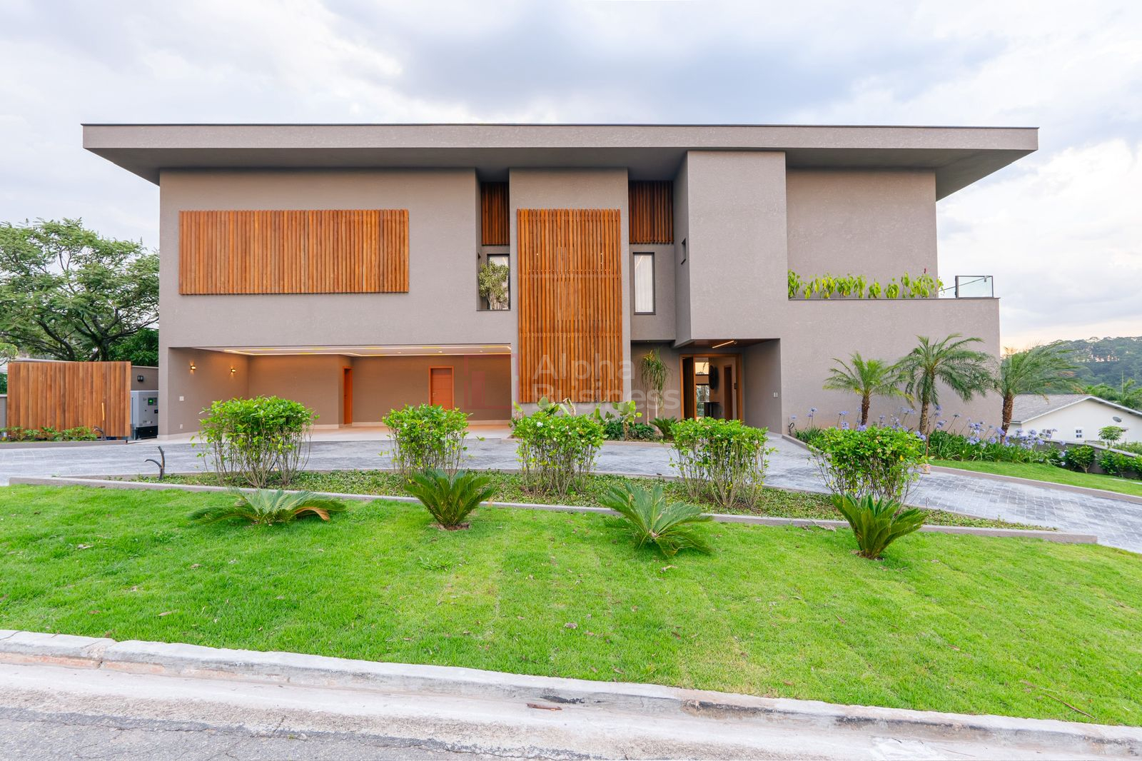 Mansão mobiliada com 5 suítes à venda, 1144 m² por R$ 34.900.000 – Tamboré 1 – Barueri/SP - view 1
