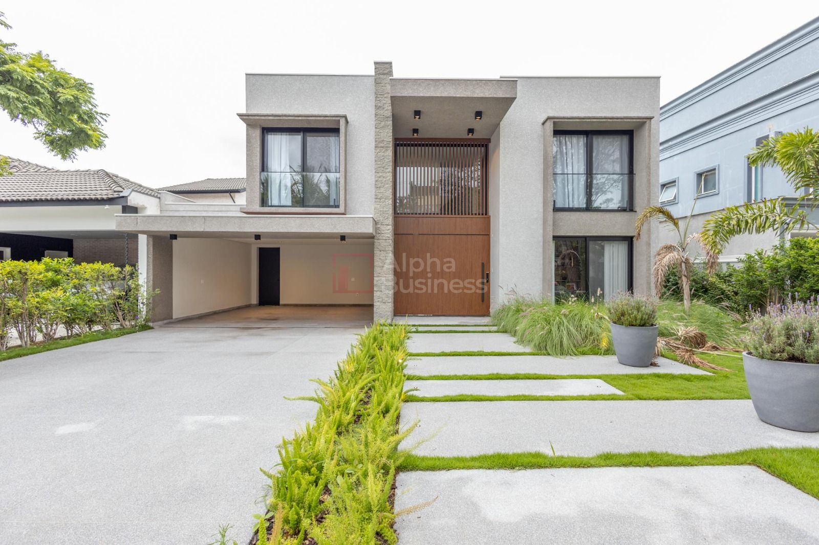 Casa nova com 5 suítes à venda, 526 m² por R$ 10.300.000 – Alphaville 0 – Barueri/SP - view 1