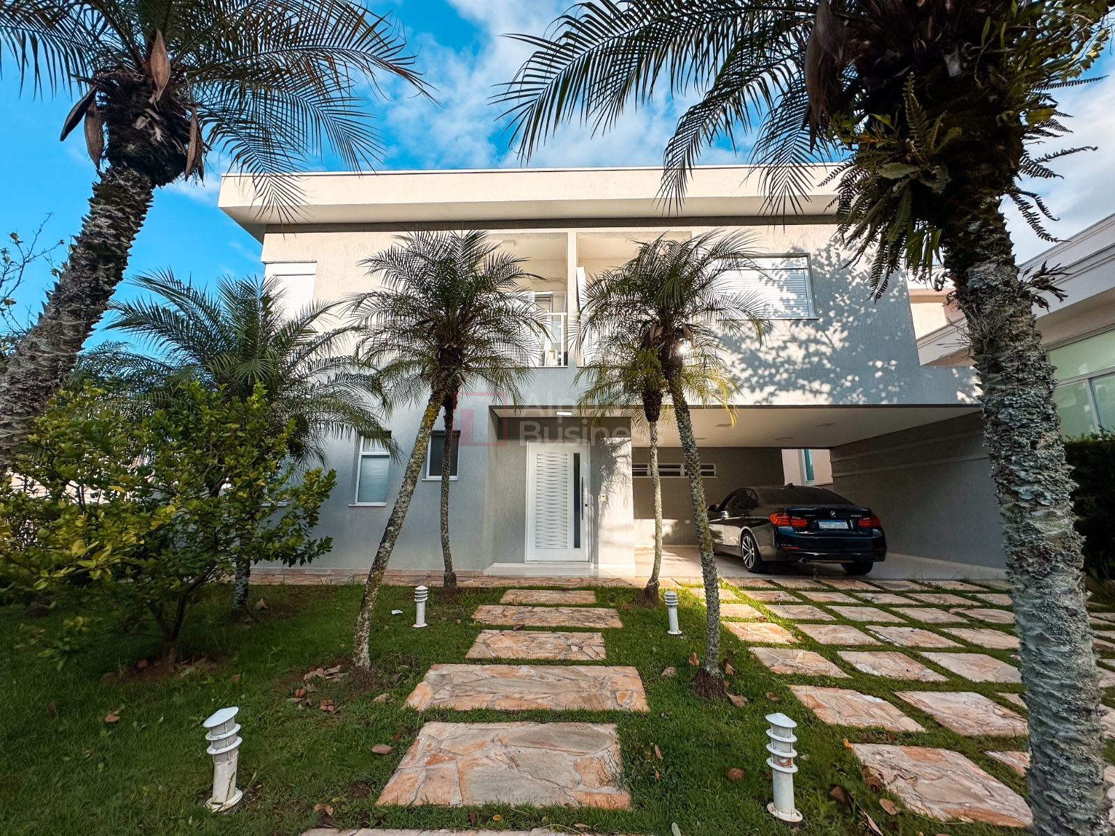 Casa com 4 suítes à venda, 340 m² por R$ 3.250.000 – Alphasítio – Santana de Parnaíba/SP - view 1